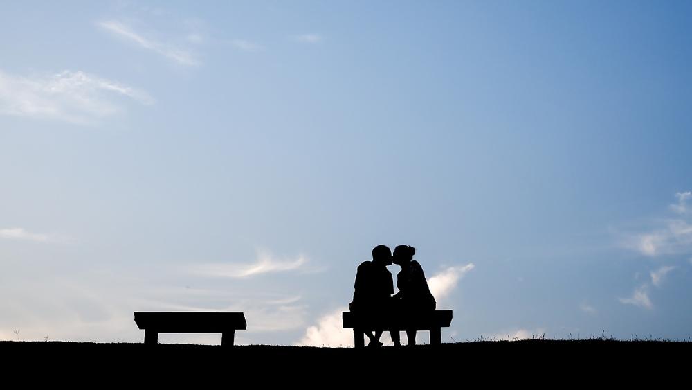 sunset romance-d335c6a88960489f853f7fd964566ad3.jpg sunset romance